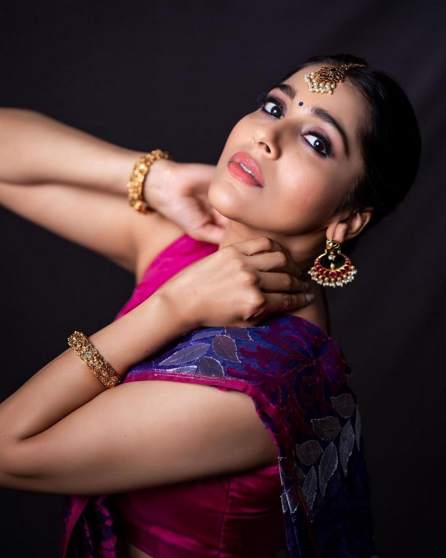 Rashmi Gautam 9