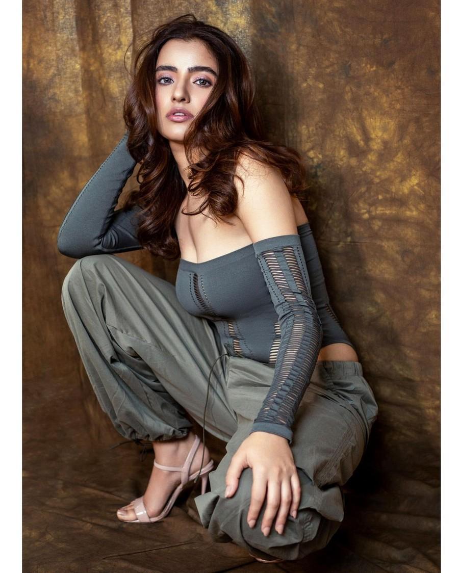 Rukshaar Dhillon