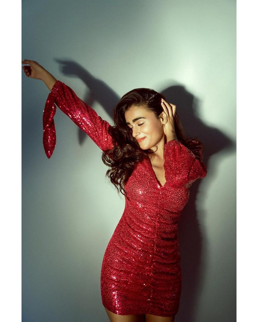 Shalini Pandey 2