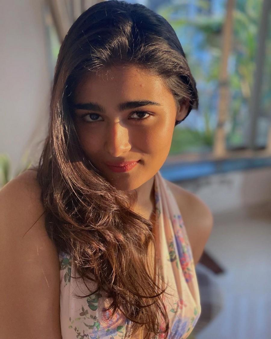 Shalini Pandey 6