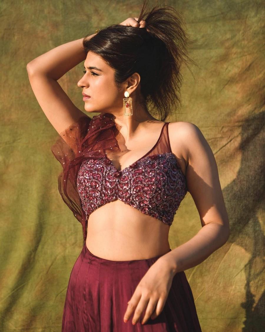 Shraddha Das 8