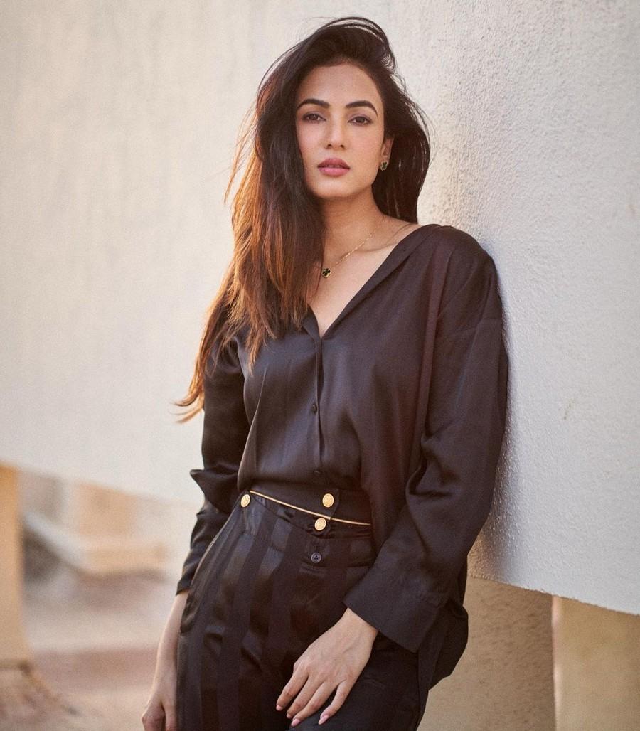 Sonal Chauhan 11