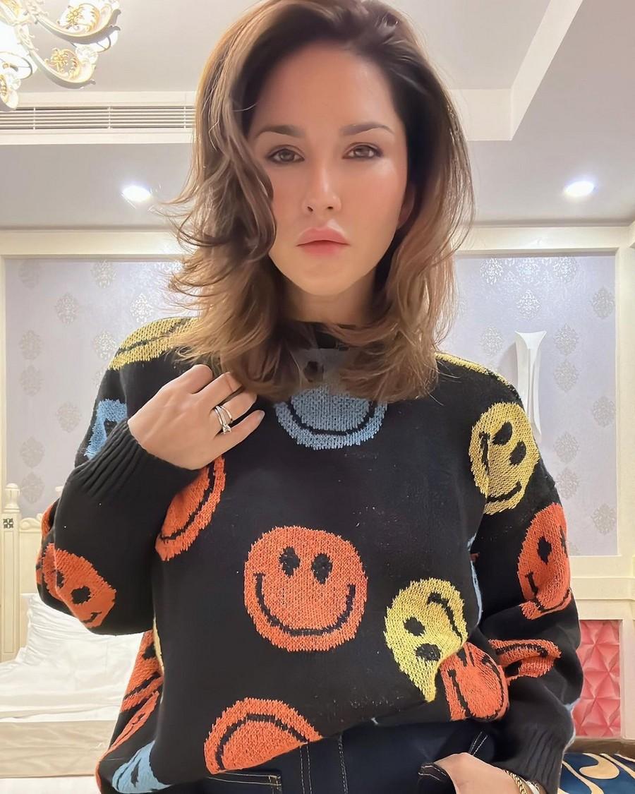 Sunny Leone 13