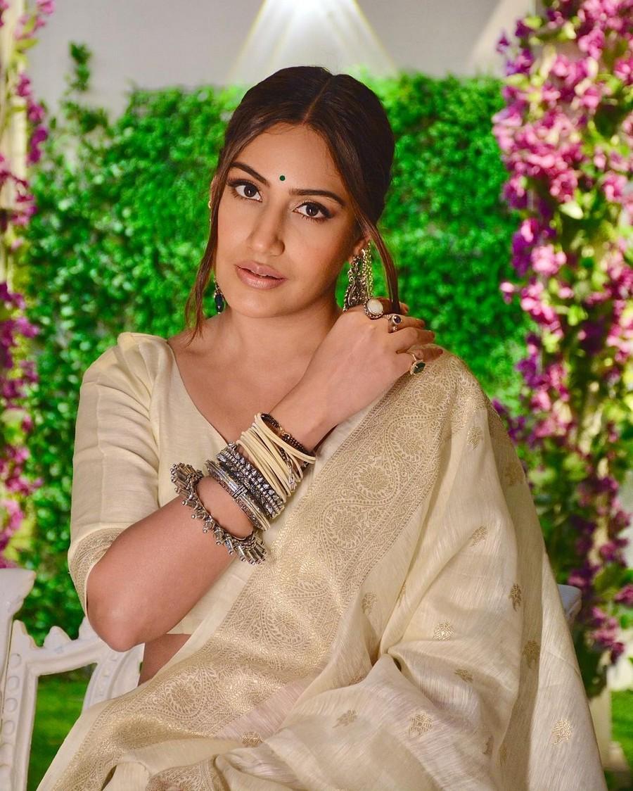 Surbhi Chandna 9