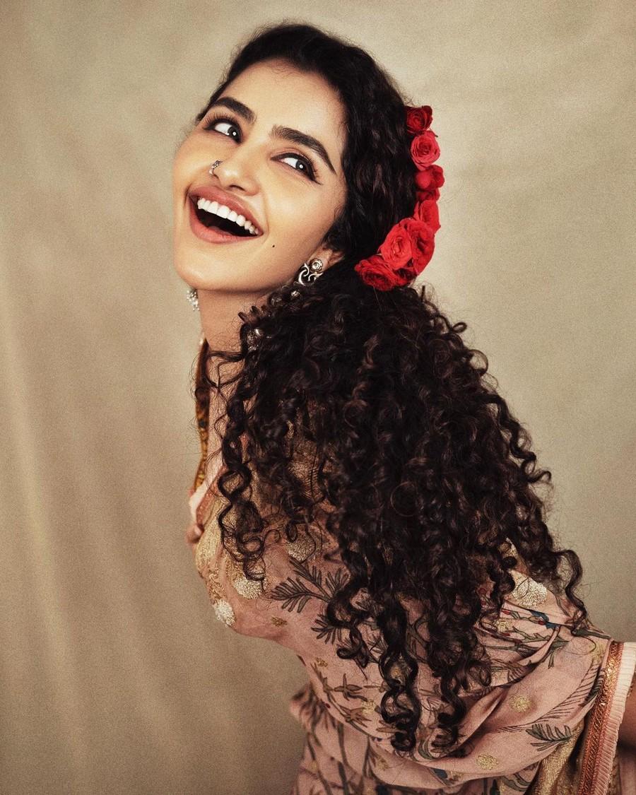 Anupama Parameswaran 9