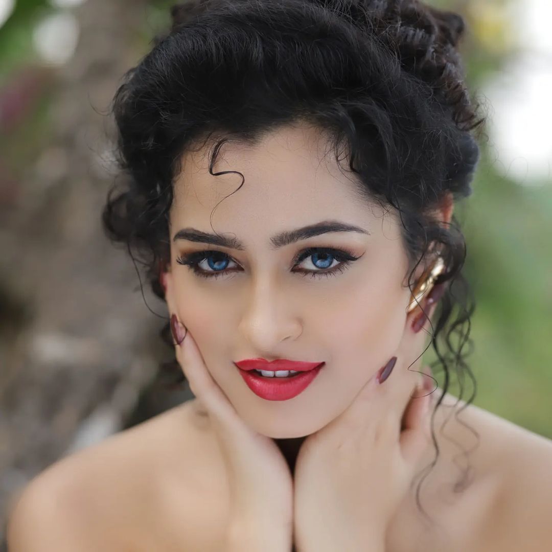 Apsara Rani (1)
