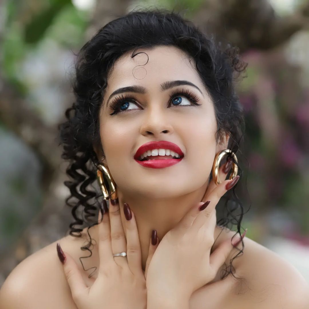 Apsara Rani (3)