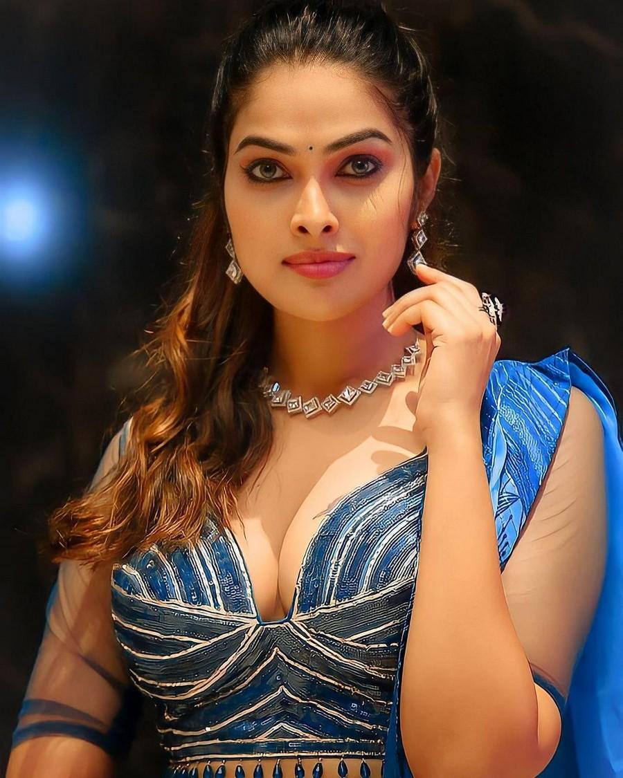 Divi Vadthya 6