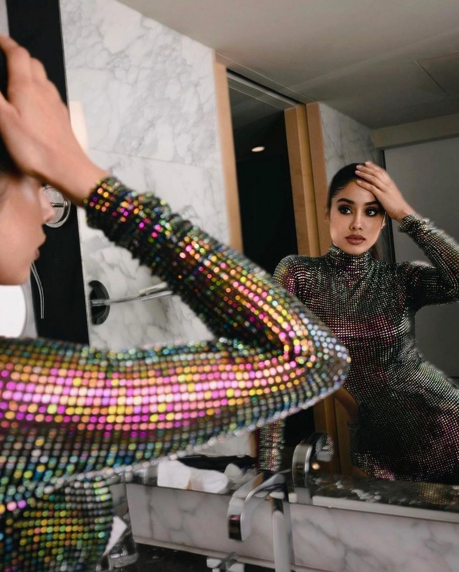 Janhvi Kapoor 2