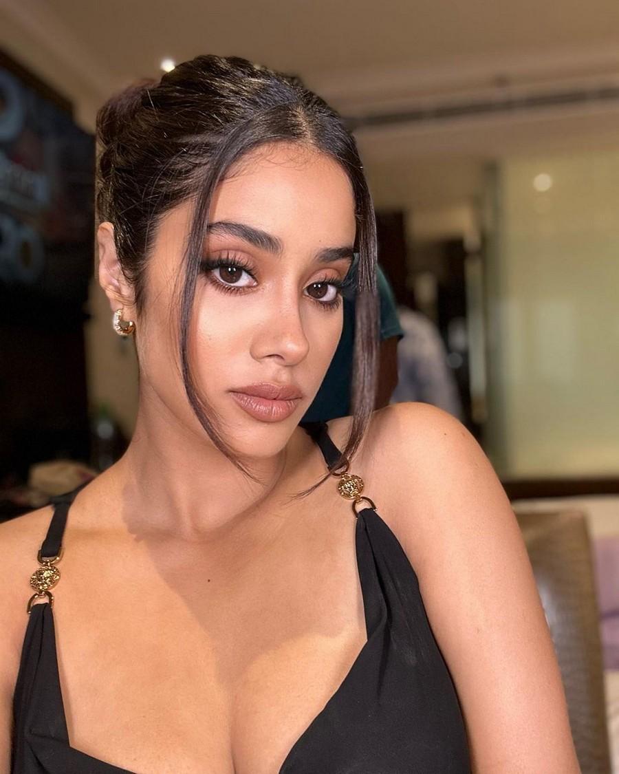 Janhvi Kapoor 6