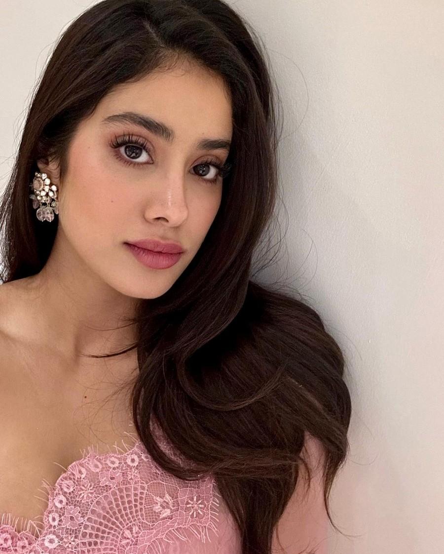 Janhvi Kapoor 3
