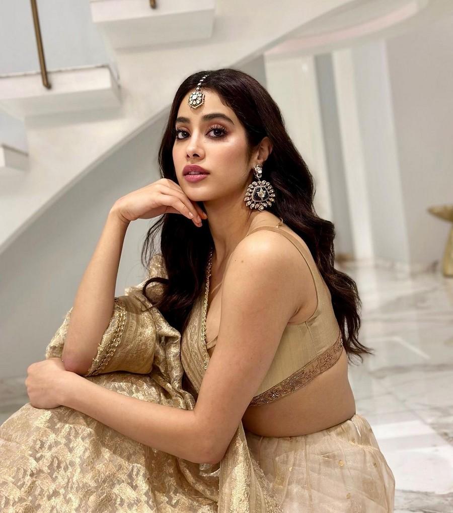 Janhvi Kapoor 7