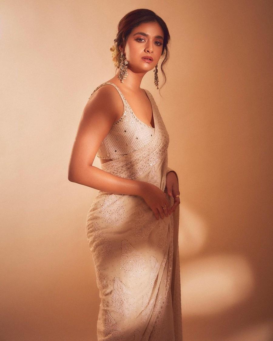 Keerthy Suresh 9