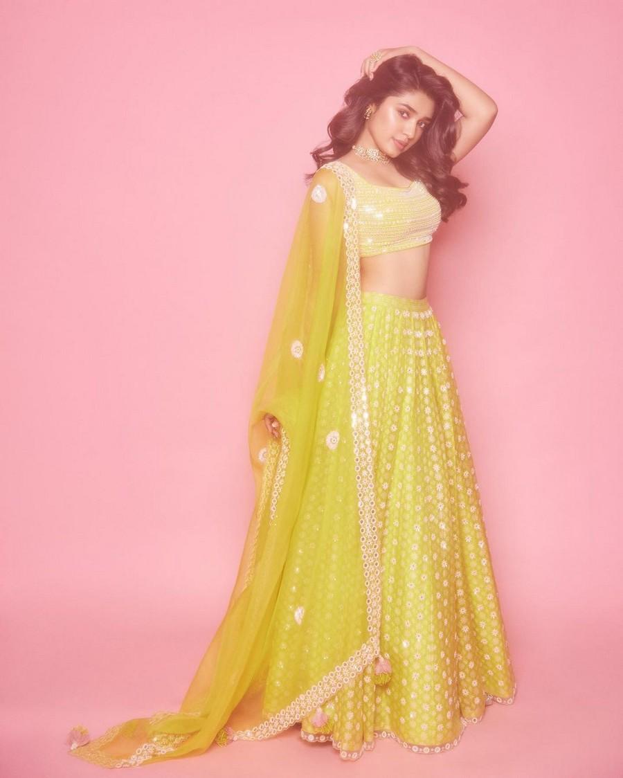 Krithi Shetty 10