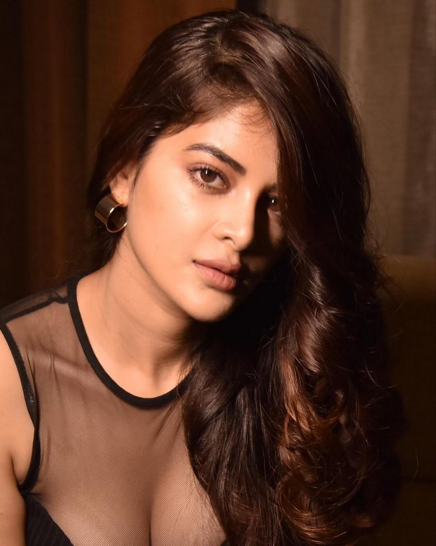 Madhumita Sarcar 14