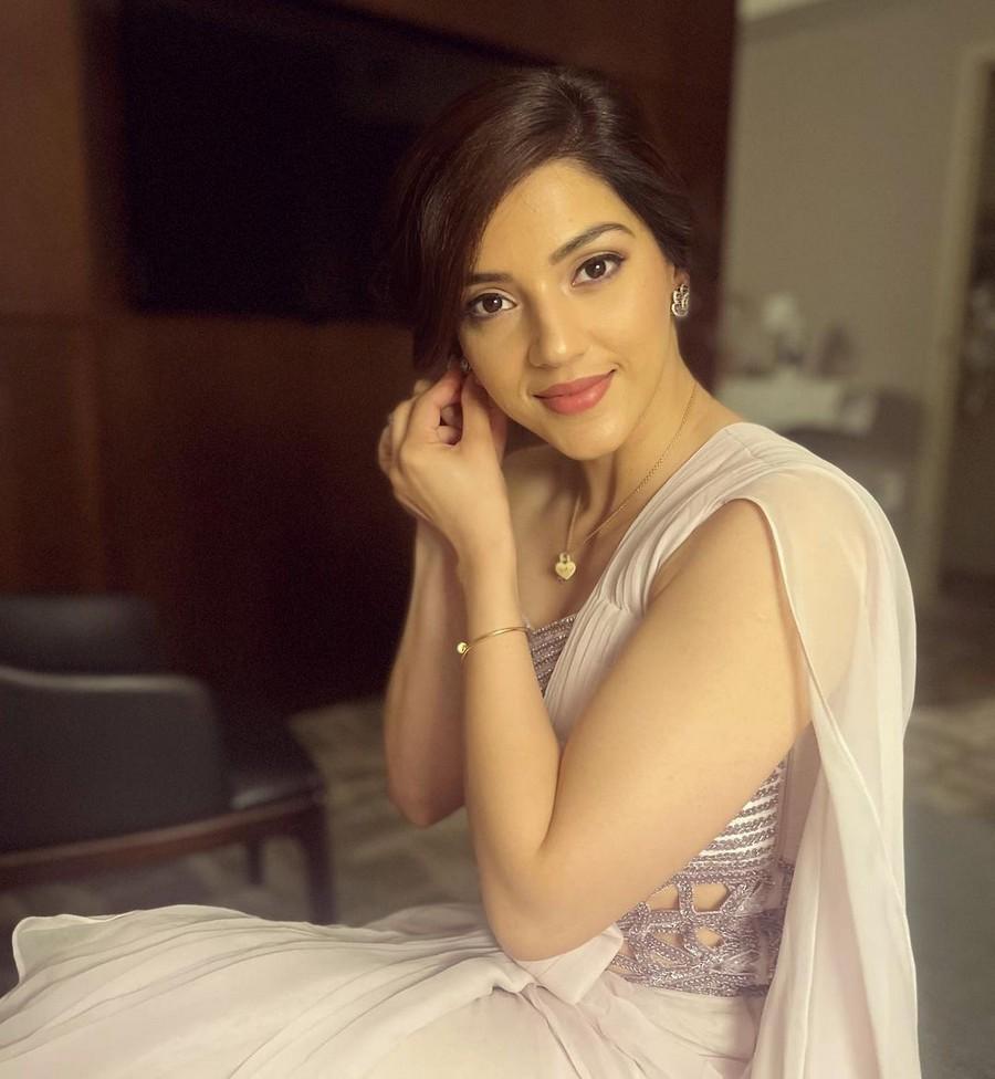 Mehreen Pirzadaa 10