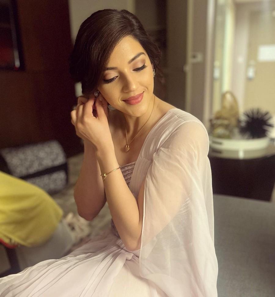Mehreen Pirzadaa 7