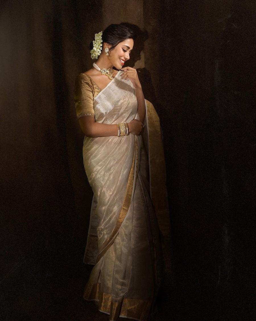 Nivetha Pethuraj 11
