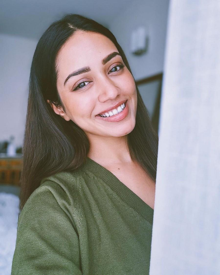 Nivetha Pethuraj 6