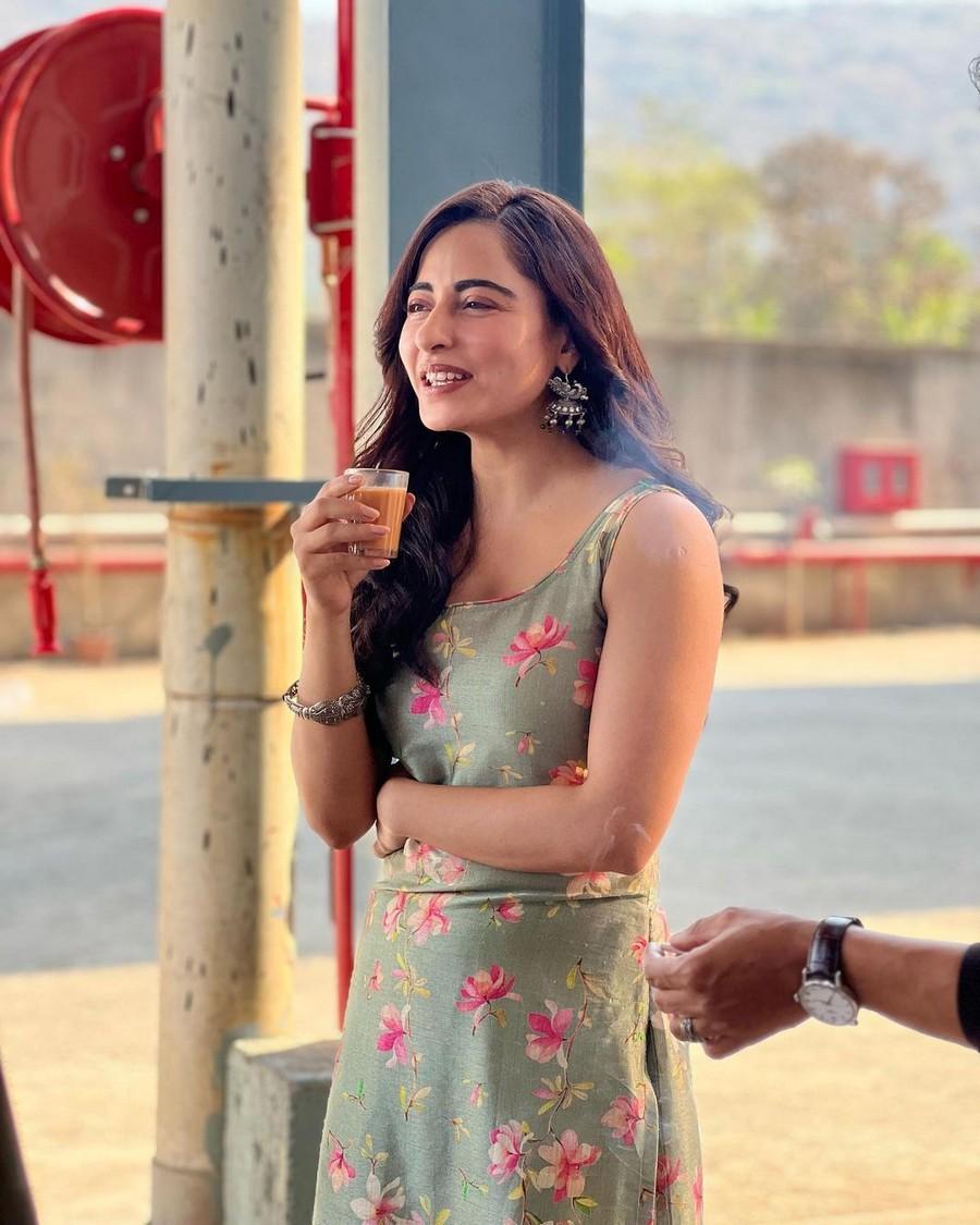 Niyati Fatnani 7