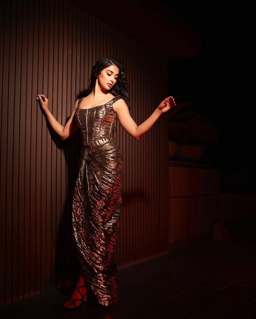 Pooja Hegde 2