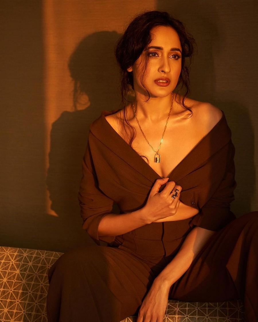 Pragya Jaiswal 7