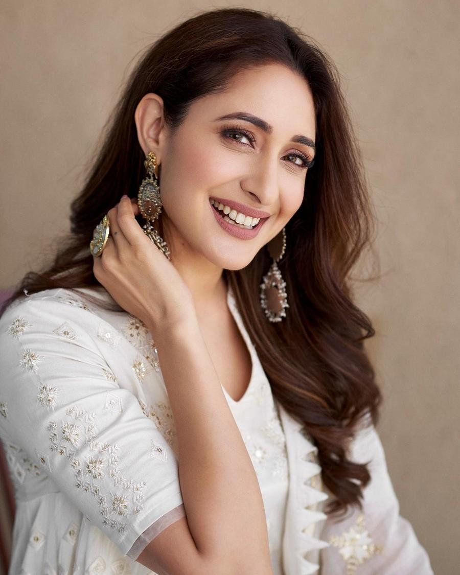 Pragya Jaiswal 9