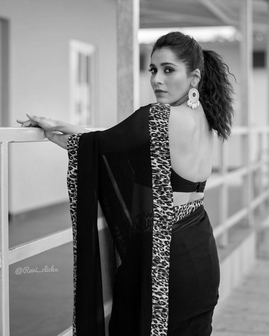 Rashmi Gautam 5
