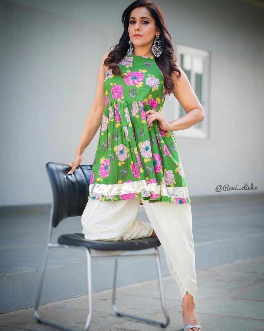 Rashmi Gautam 2