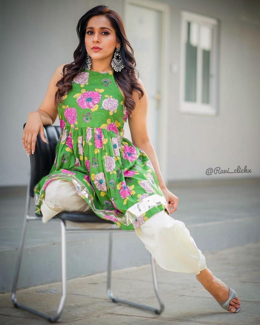 Rashmi Gautam 3