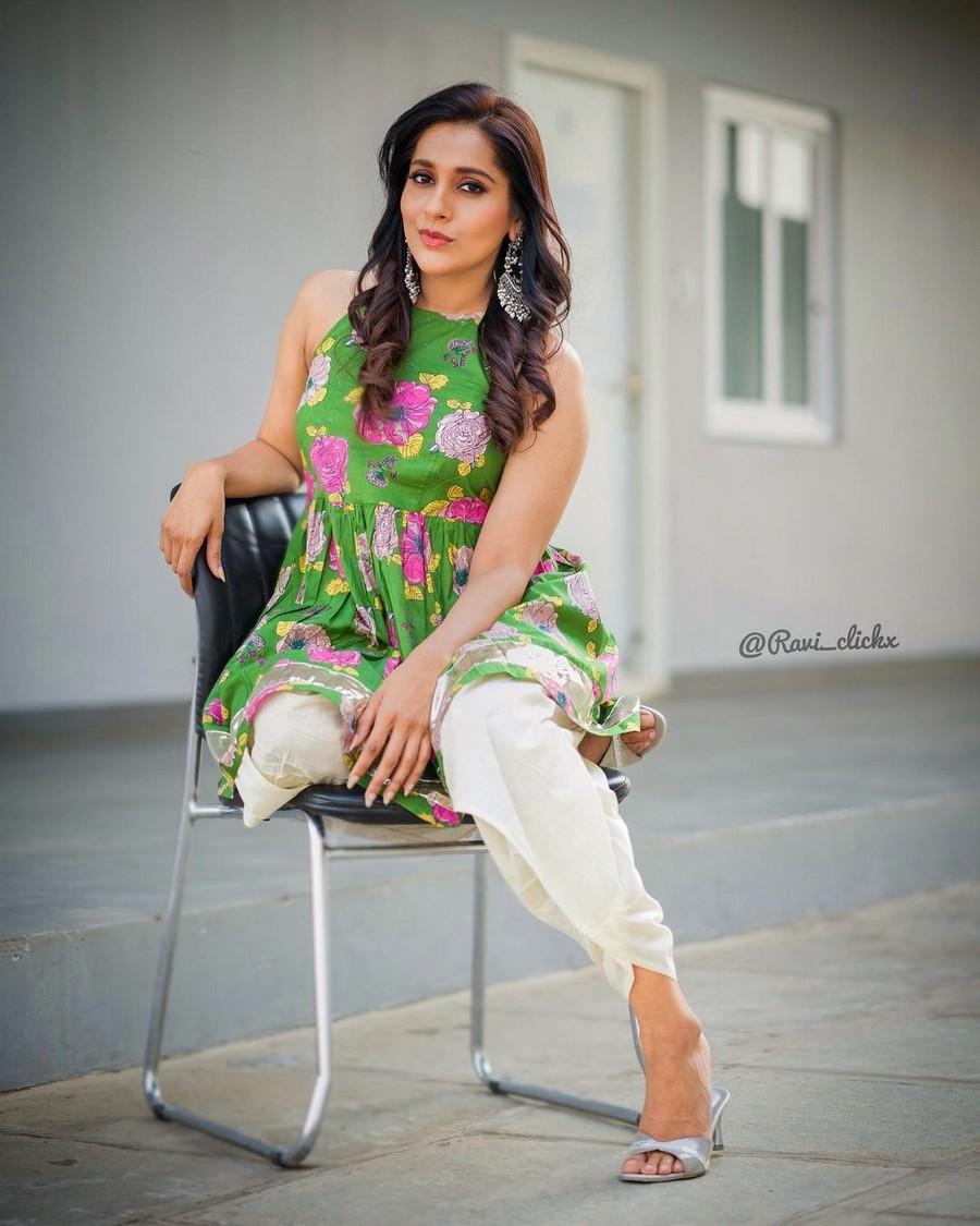 Rashmi Gautam 7