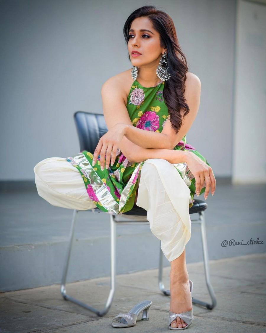 Rashmi Gautam 8