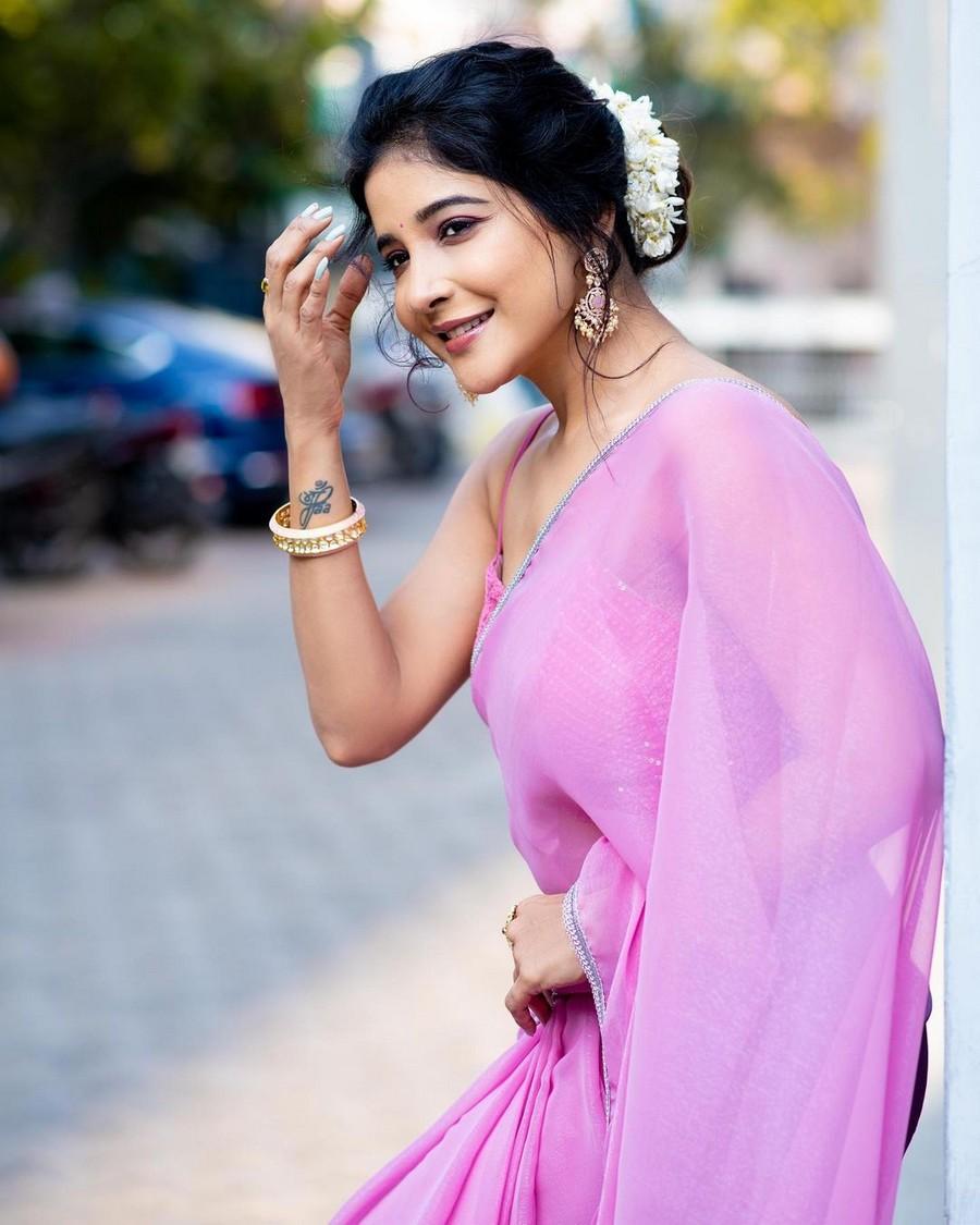 Sakshi Agarwal 12