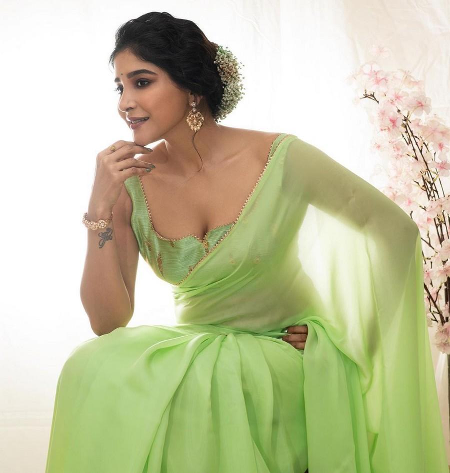 Sakshi Agarwal 5