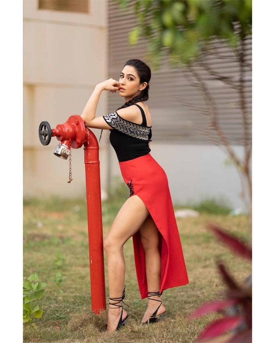 Sara Ali Khan 7