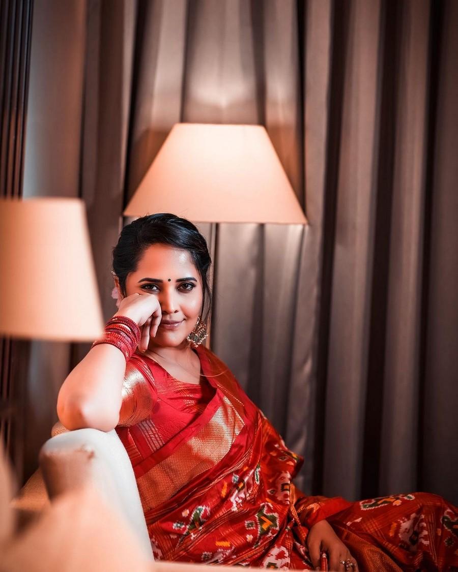 Anasuya Bharadwaj 10
