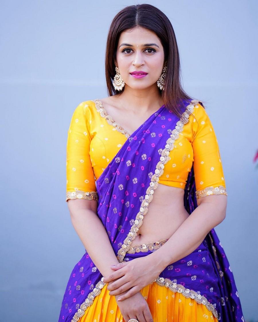 Shraddha Das 8