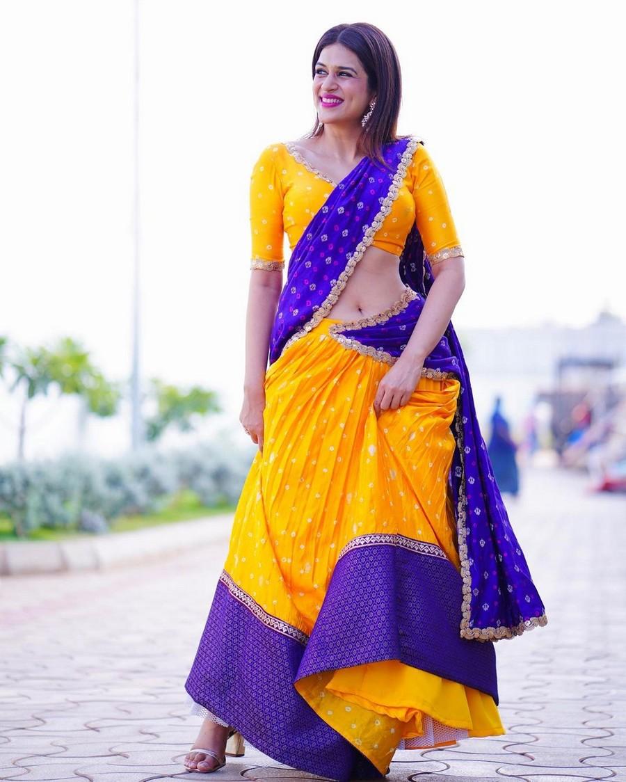 Shraddha Das 9