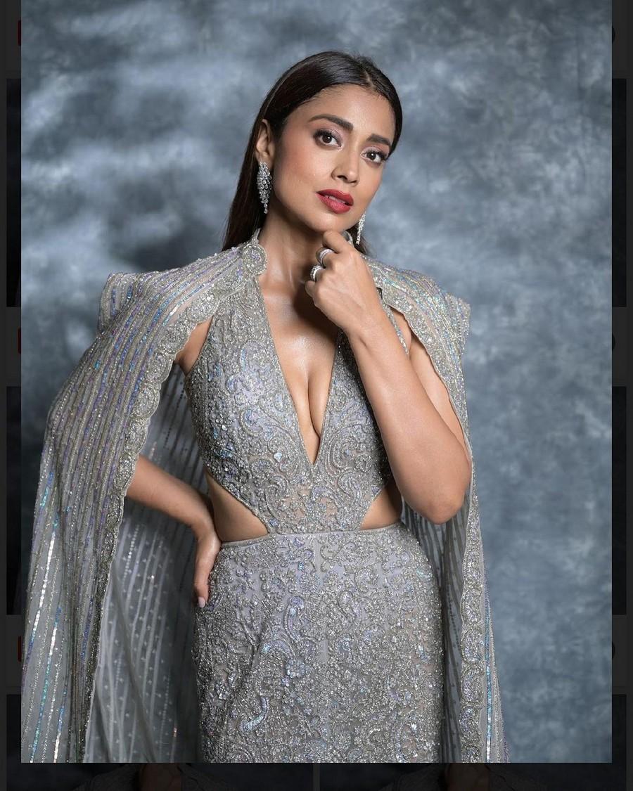 Shriya Saran 9
