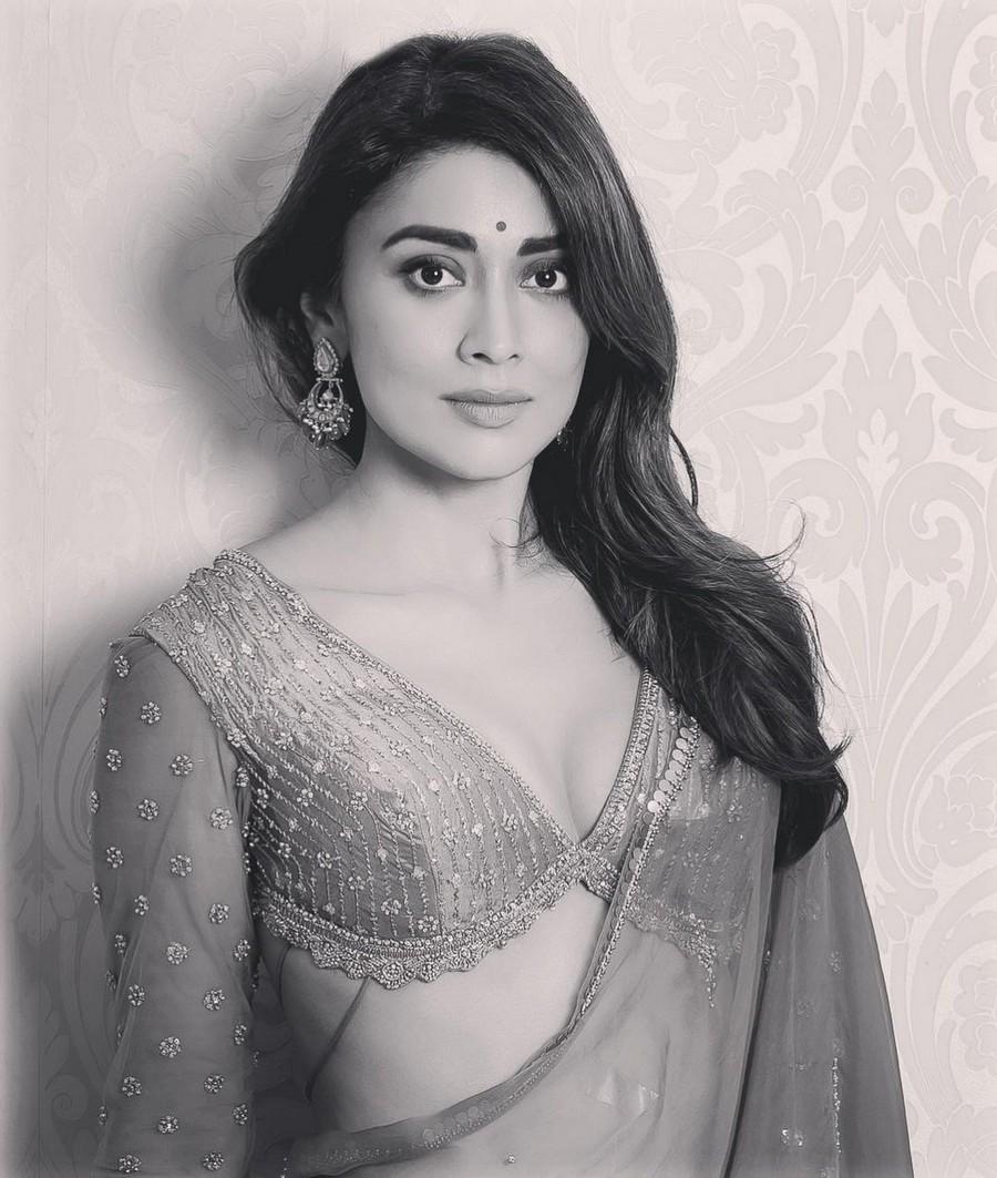 Shriya 9