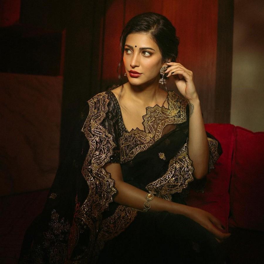 Shruti Haasan 8