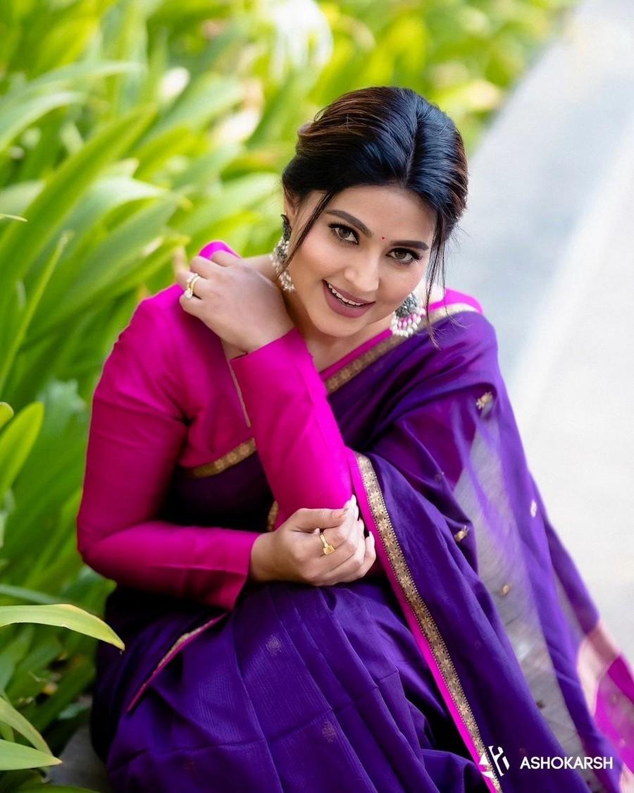 Sneha 16