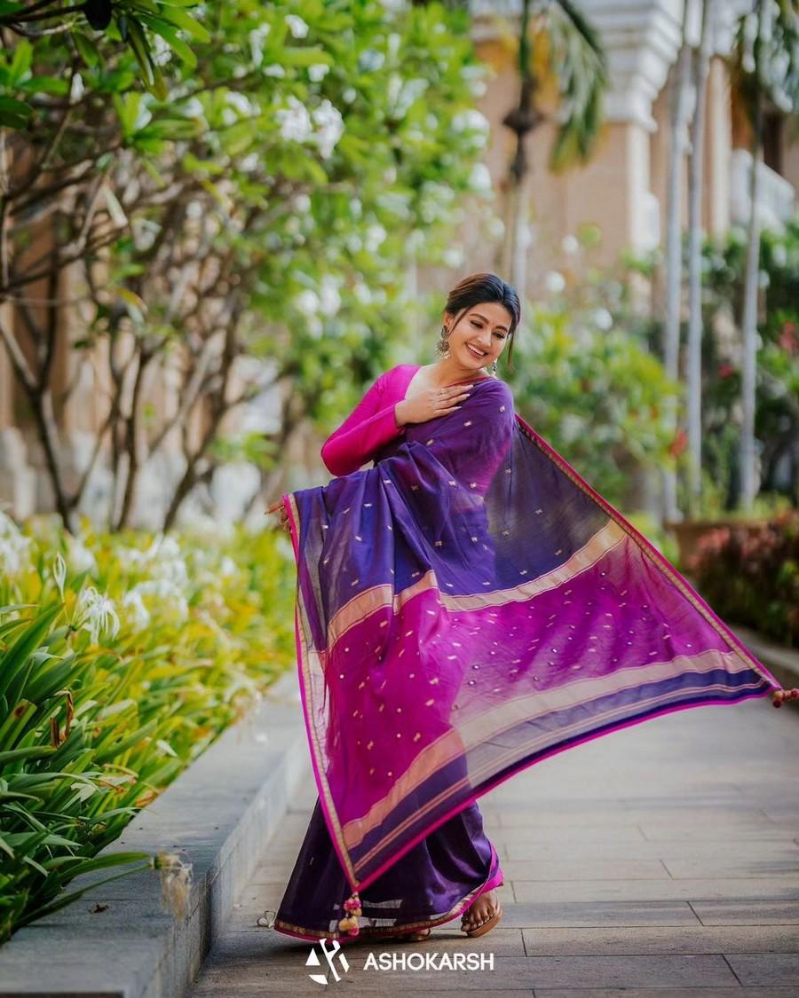 Sneha 19