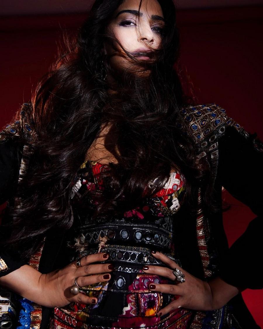 Sonam Kapoor 2