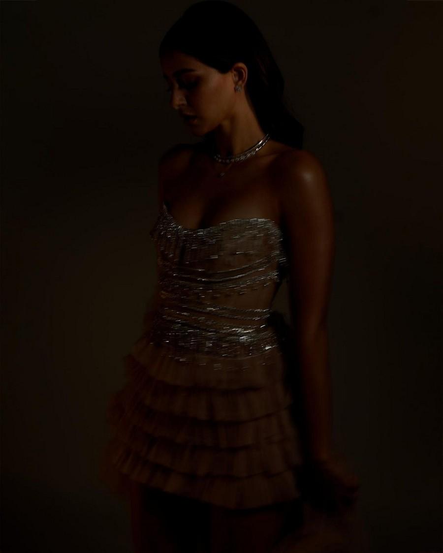 Ananya Pandey 4
