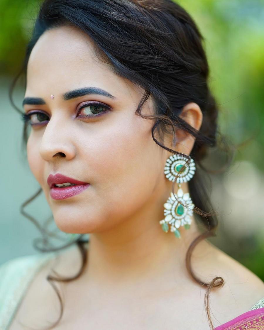 Anasuya Bharadwaj 10
