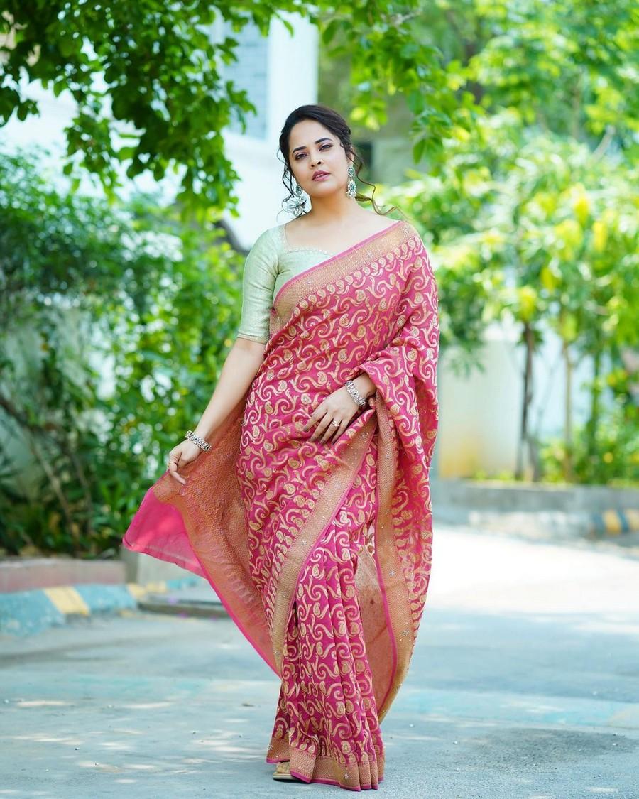 Anasuya Bharadwaj 8