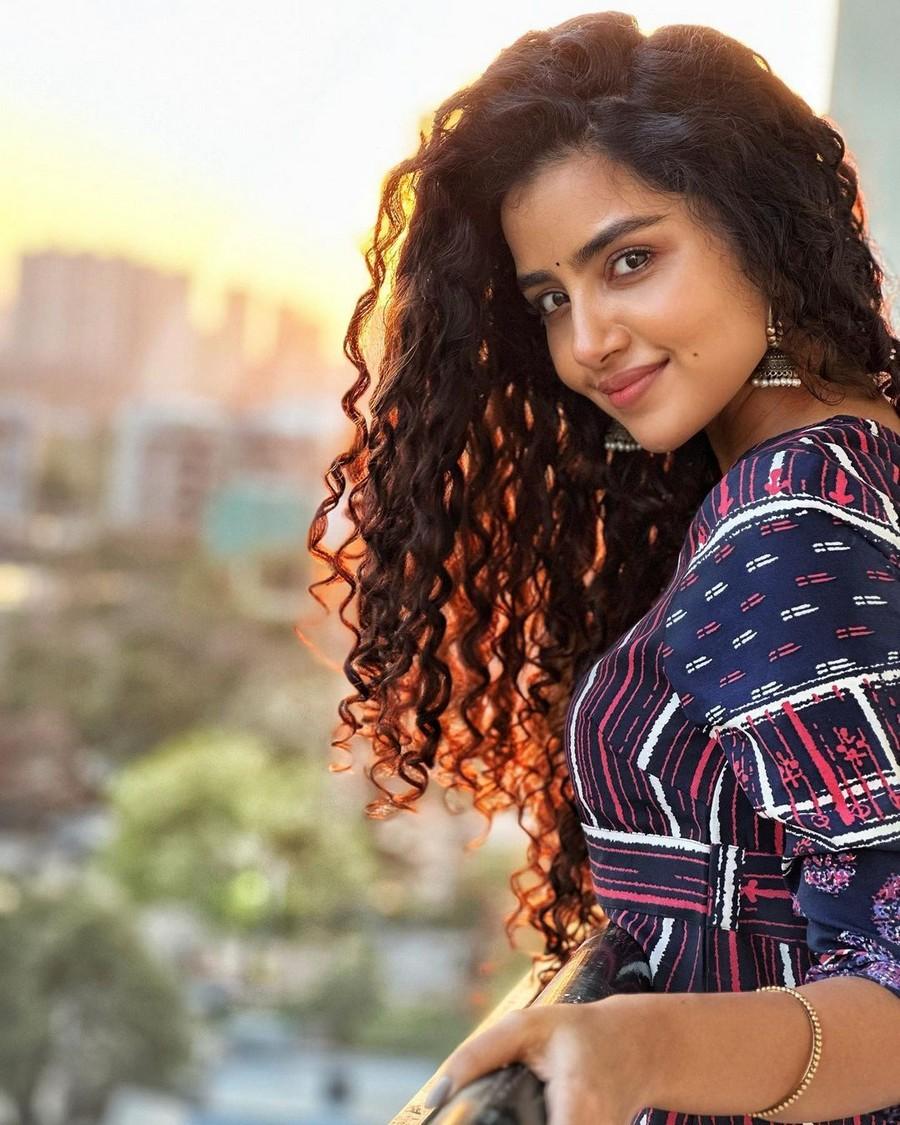 Anupama Parameswaran 16