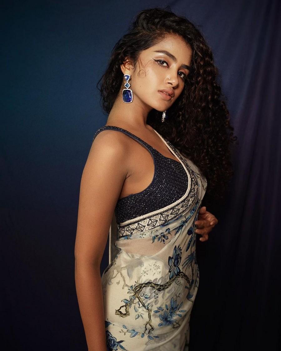 Anupama Parameswaran 4