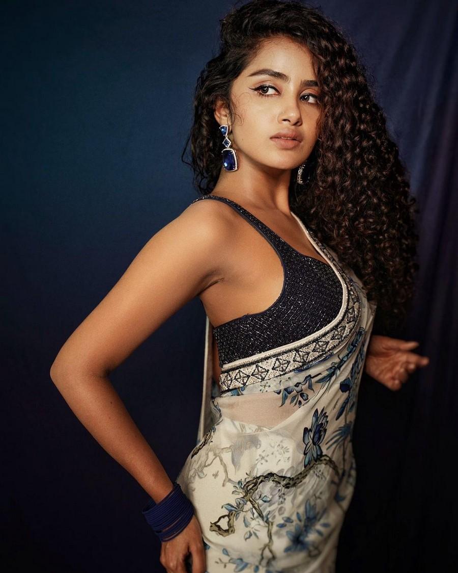 Anupama Parameswaran 6